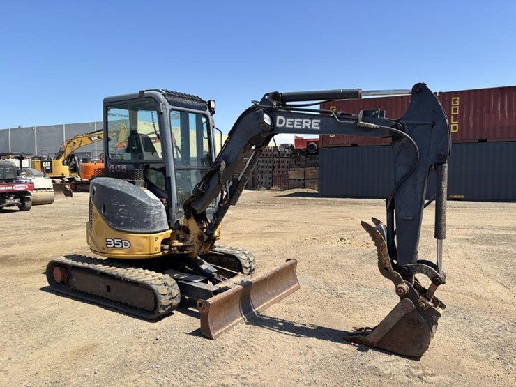 deere-35d-image-2