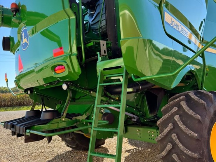 2016-john-deere-s690-image-17