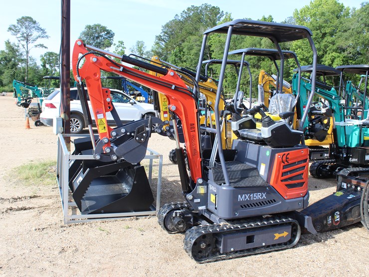 #21002-•-2025-agt-mx15rx-image-1