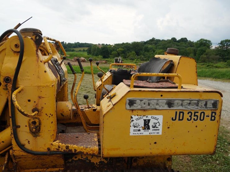 deere-350b-image-19