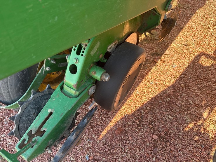 john-deere-1760-image-12