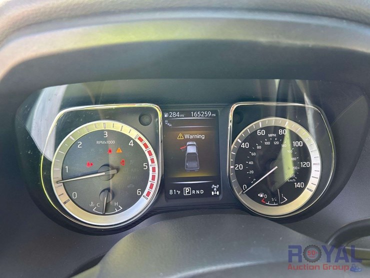 2016-nissan-titan-image-14