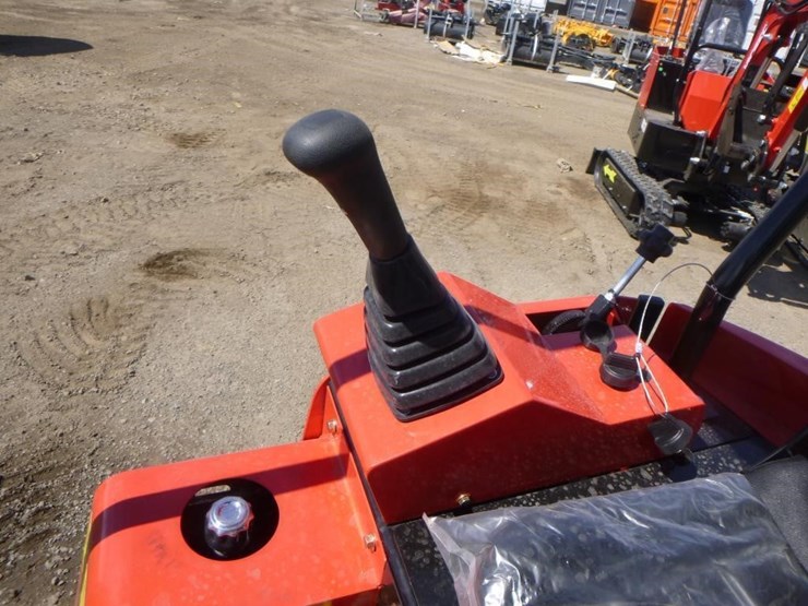 2025-vicsec-vc15-hydraulic-excavator-image-23