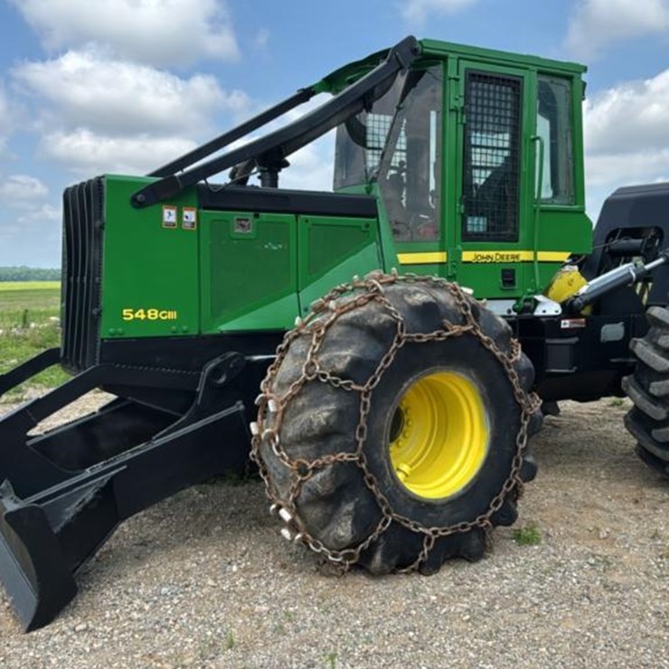 #411 • 2004 John Deere 548Glll Skidder