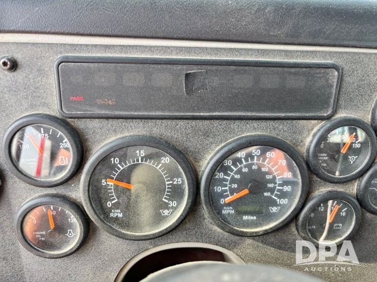 2017-western-star-w4700sb-day-cab-truck-(gp11329,-unit-82)-image-97
