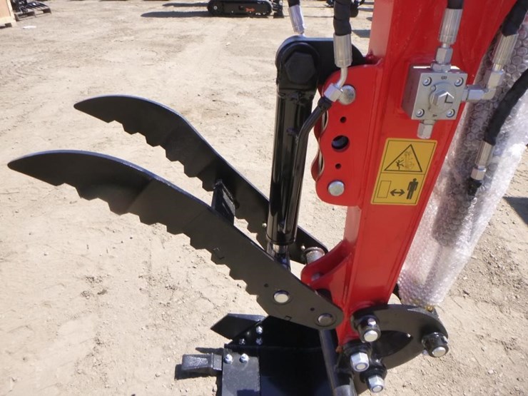 2025-tpm-16-hydraulic-excavator-image-12