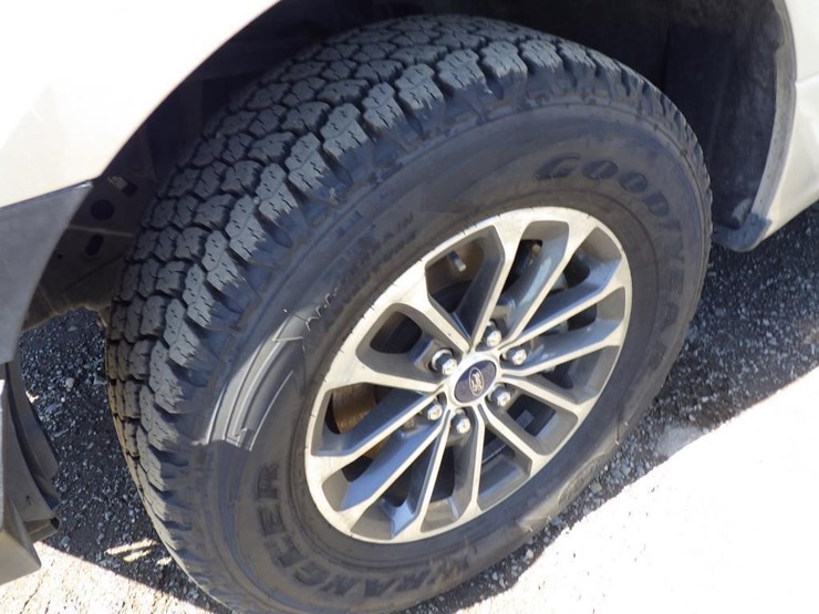 2018-ford-f150-image-13