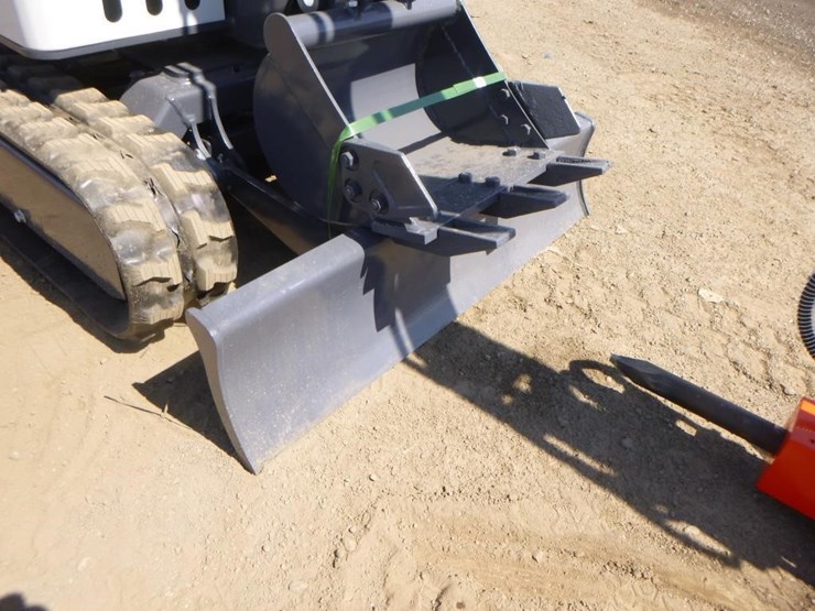 bttl-et15h-6-hydraulic-excavator-image-16