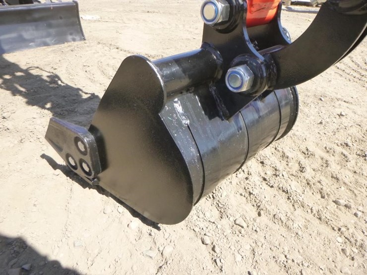2025-tpm-16-hydraulic-excavator-image-10