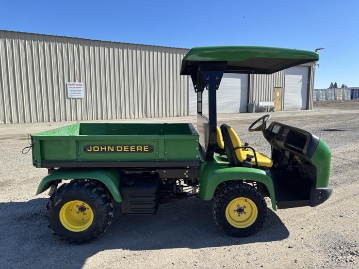 john-deere-gator-image-7