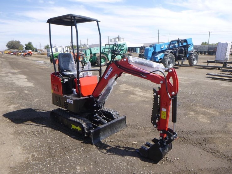 2025-vicsec-vc13-hydraulic-excavator-image-2