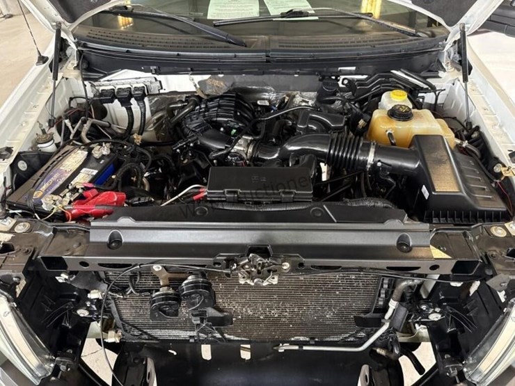 2014-ford-f150-image-13