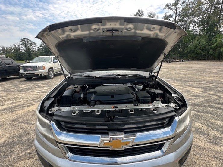 2020-chevrolet-colorado-image-49