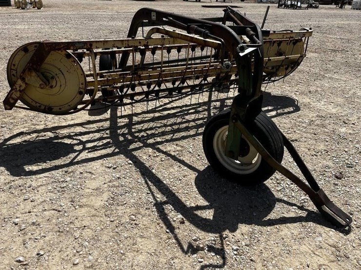john-deere-670-image-2