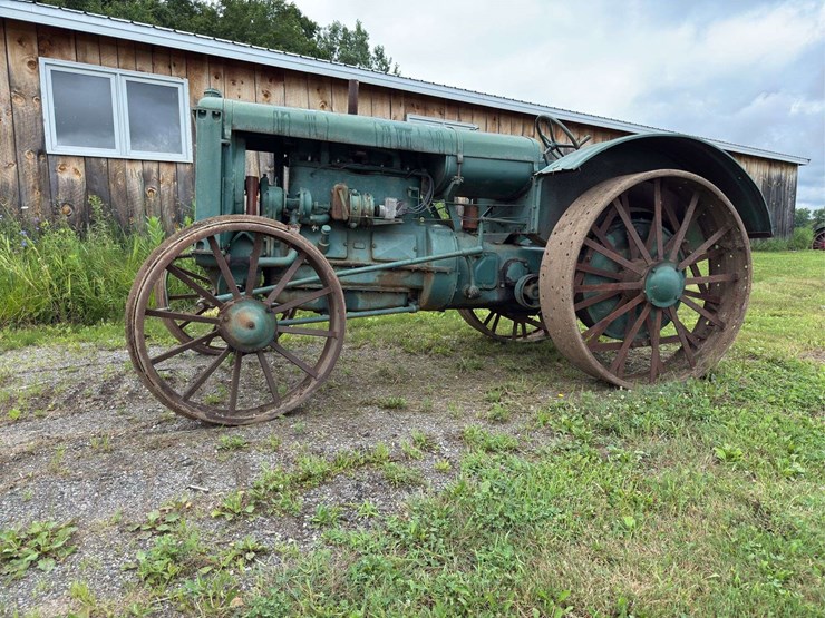 allis-chalmers-20-35-model-e-image-1