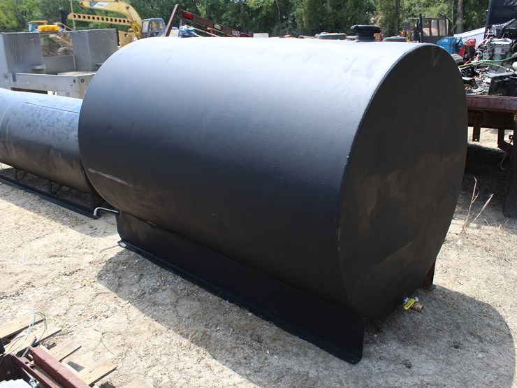 #23204-•-500-gallon-fuel-tank-on-skid-image-4