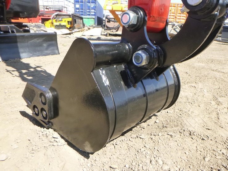 2025-tpm-16-hydraulic-excavator-image-10