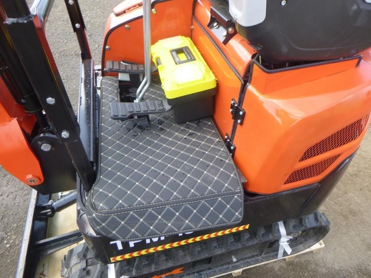 2025-tpm-16-hydraulic-excavator-image-18