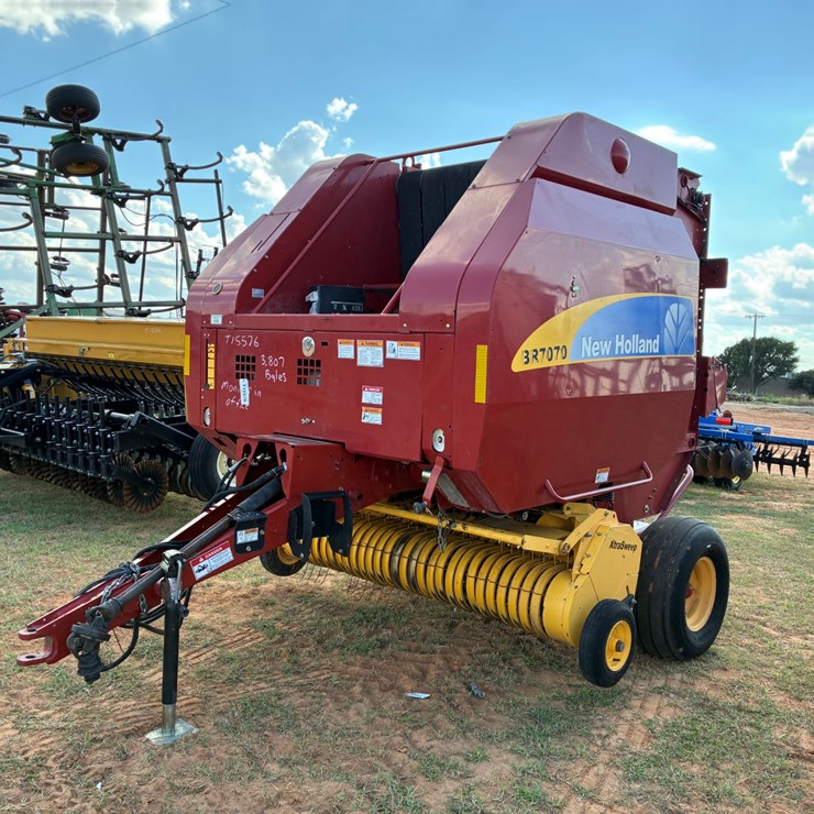 2008 NEW HOLLAND BR7070