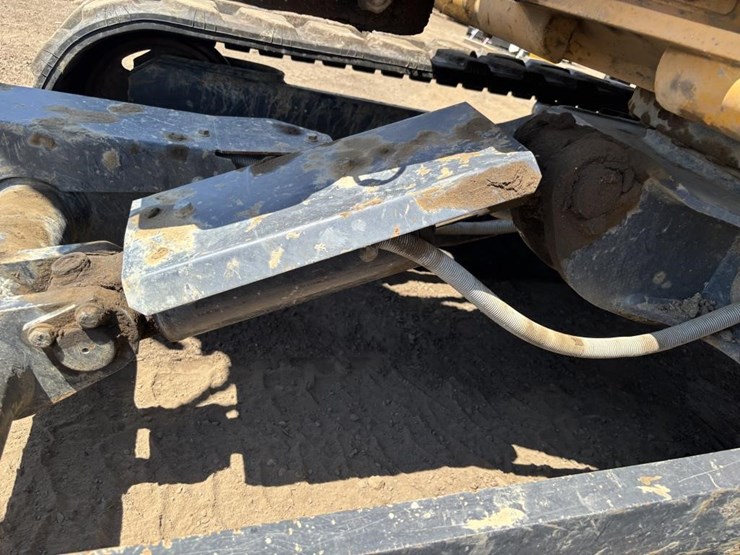 2016-deere-50g-image-21
