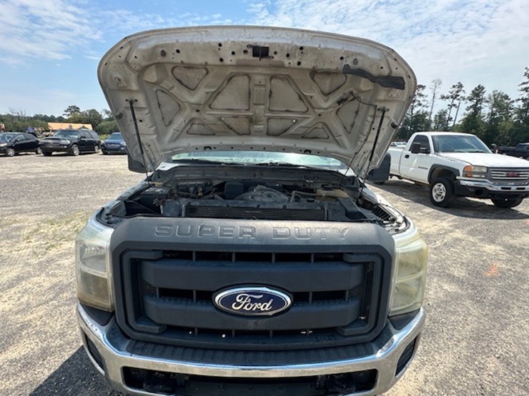2011-ford-f250-image-49