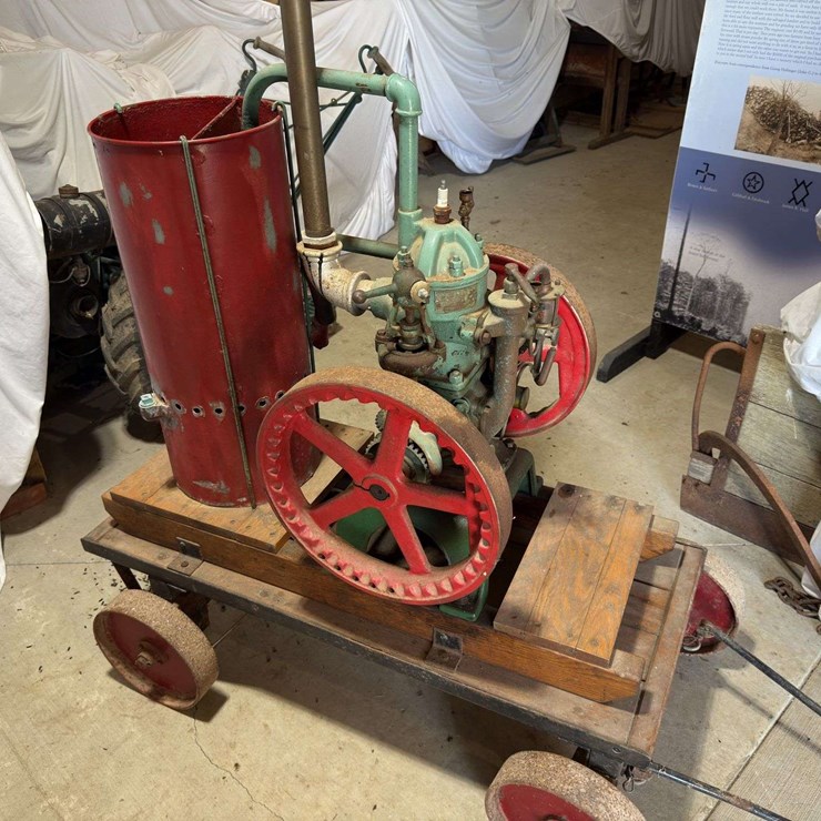 3HP Ellis Marine Engine