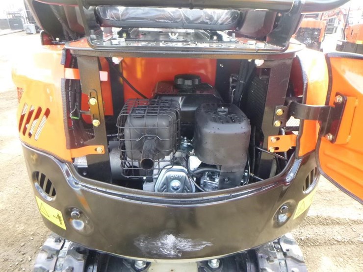 2025-tpm-16-hydraulic-excavator-image-22