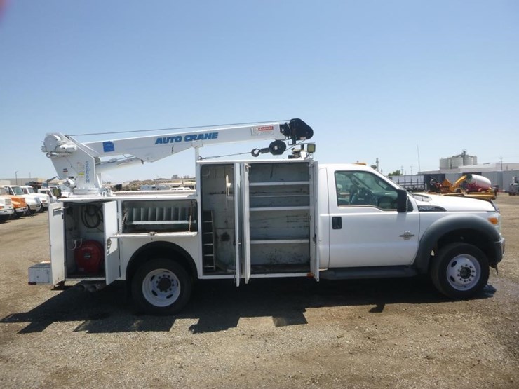 2015-ford-f550-image-8