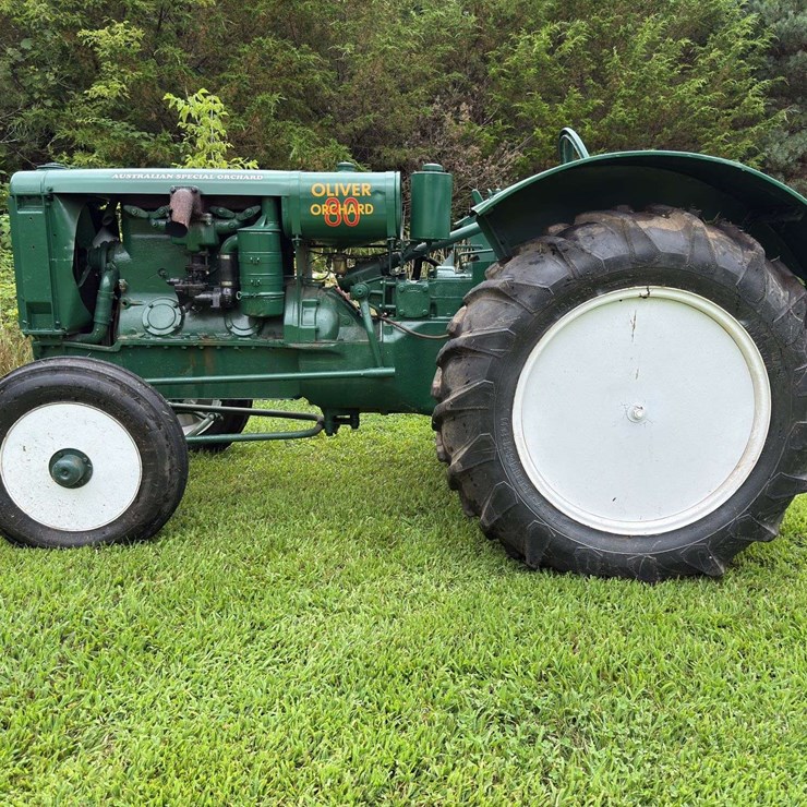 OLIVER 80