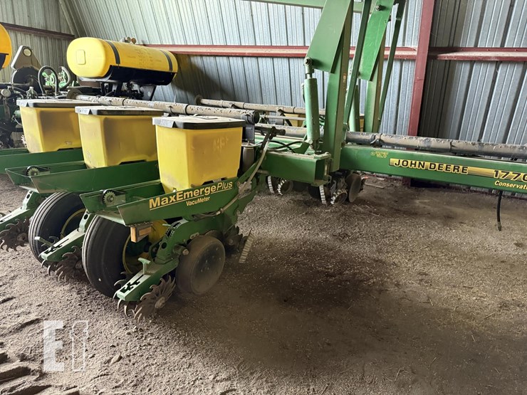 1997-john-deere-1770-image-24