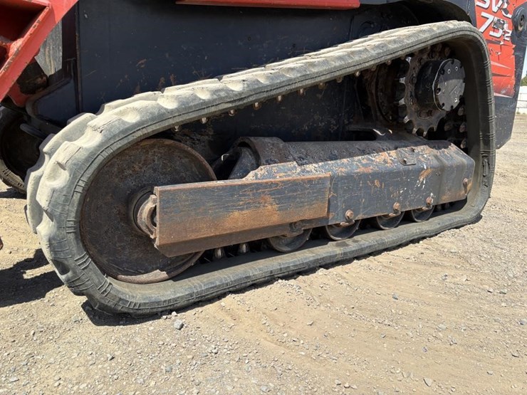 2019-kubota-svl75-2-image-15