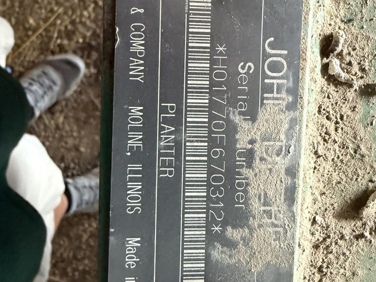 1997-john-deere-1770-image-38