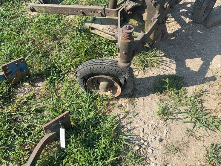oliver-77-or-88-sickle-bar-mower-image-2