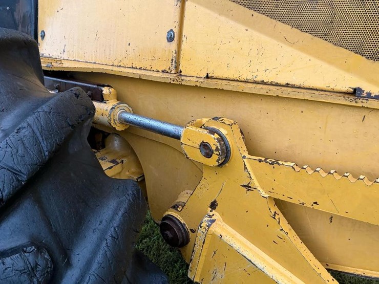 2003-deere-648g-image-33
