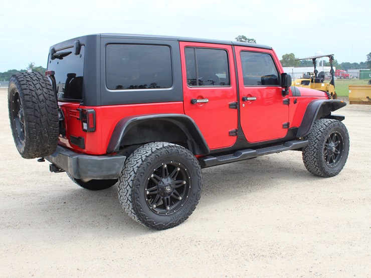 2015-jeep-wrangler-image-3