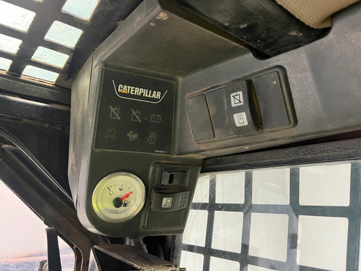 2005-supertrak-sk120tr-image-27