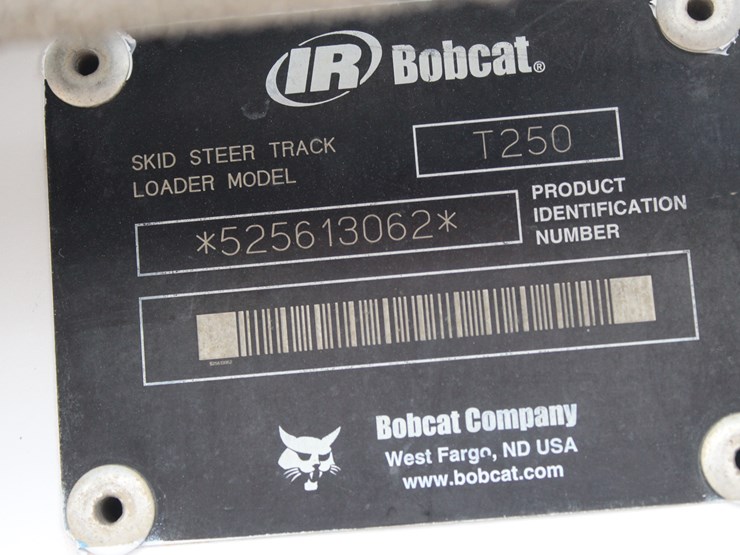 bobcat-t250-image-16