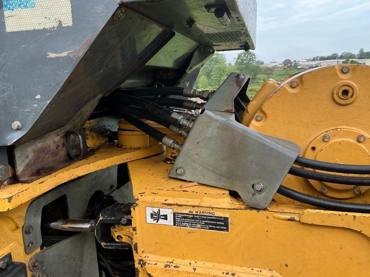 2003-deere-648g-image-50