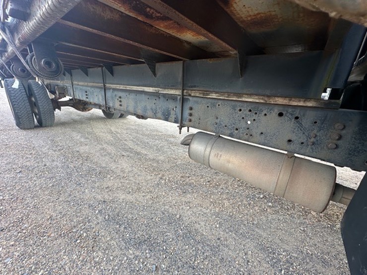 2000-ford-f650-image-27