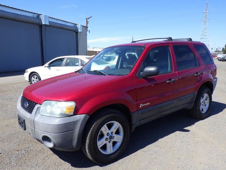 2006-ford-escape-image-1