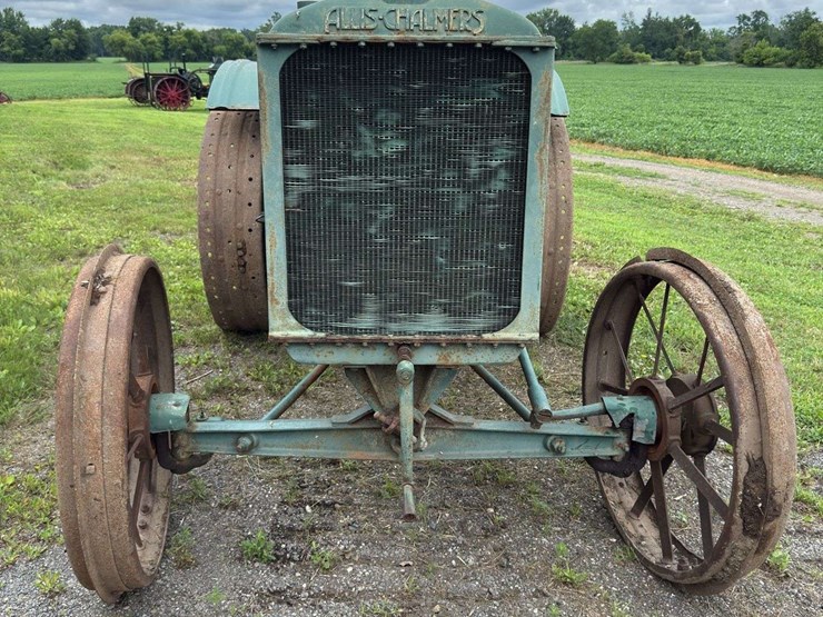 allis-chalmers-20-35-model-e-image-2