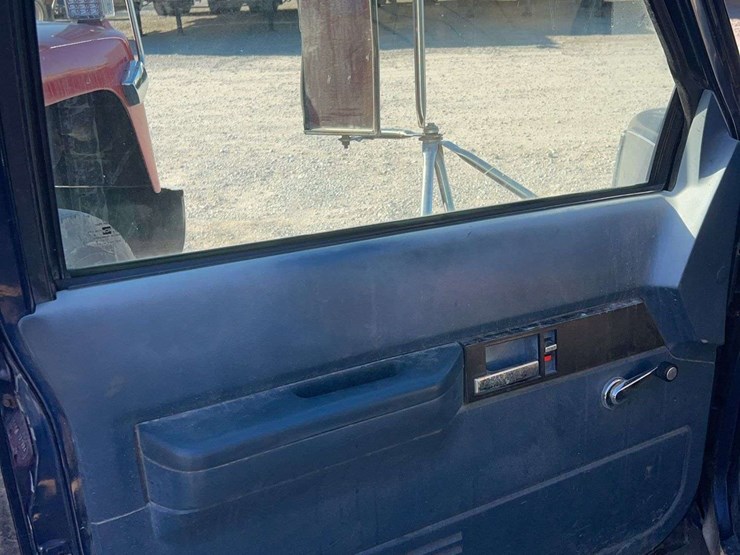1994-chevrolet-3500-image-12