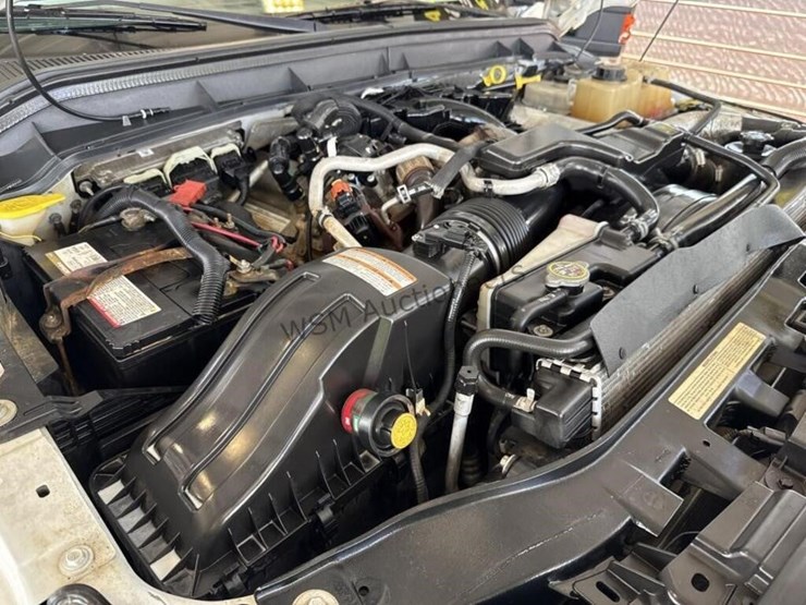 2016-ford-f550-image-13