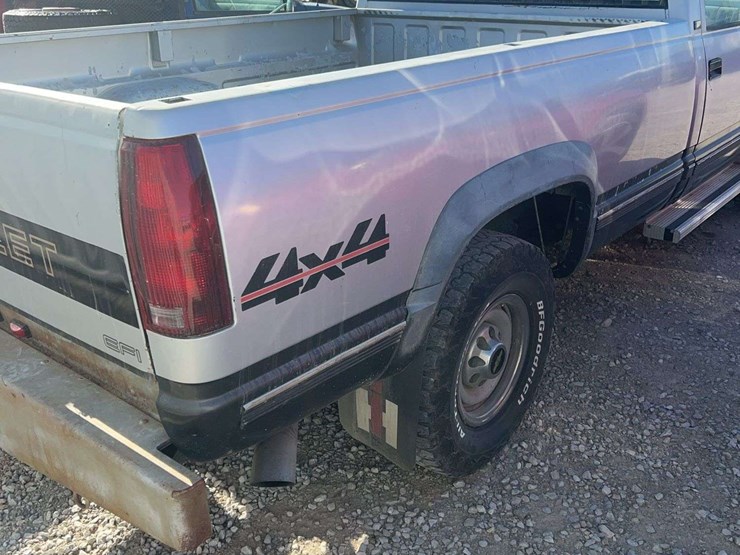 1990-chevrolet-2500-image-9