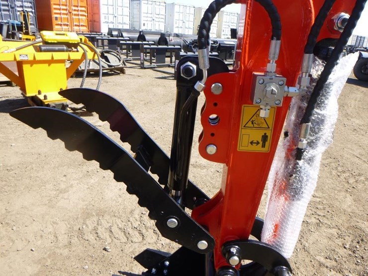 2025-tpm-16-hydraulic-excavator-image-12