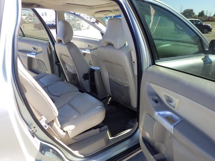 2004-volvo-xc90-image-8