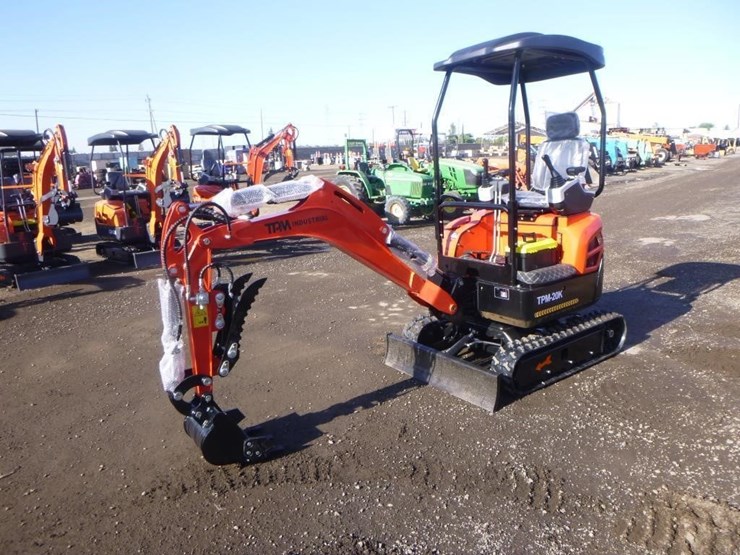 2025-tpm-20k-hydraulic-excavator-image-1