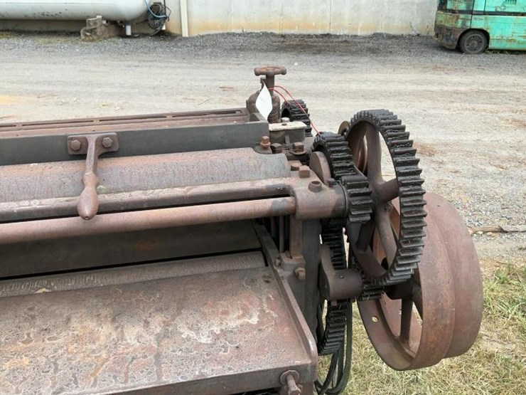 #260-•-w.d.-matthews-planer-image-9