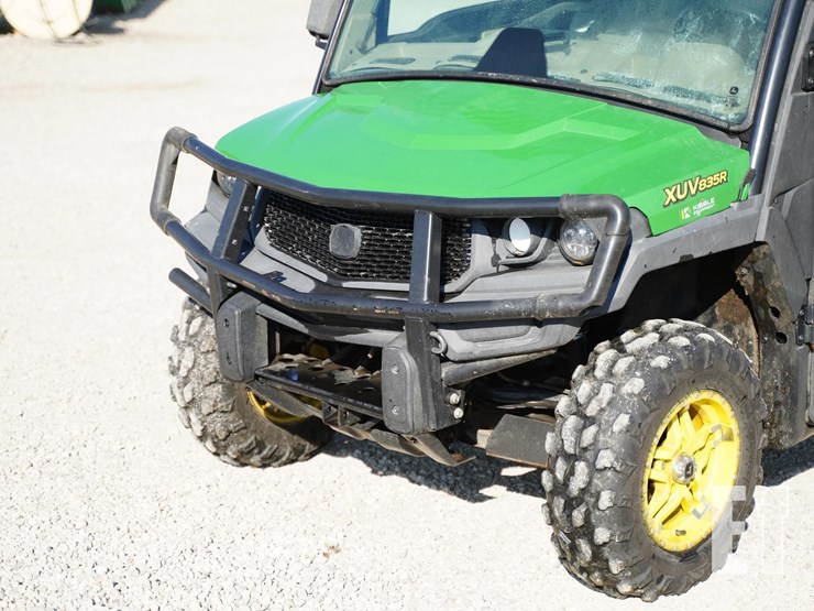 2018-john-deere-gator-xuv-835r-image-11