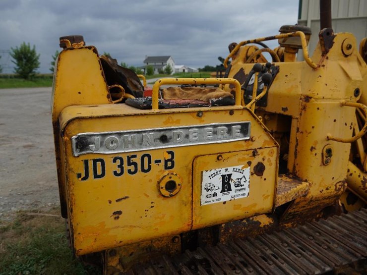 deere-350b-image-28